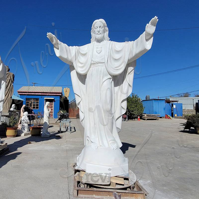 Jesus Statue Details: